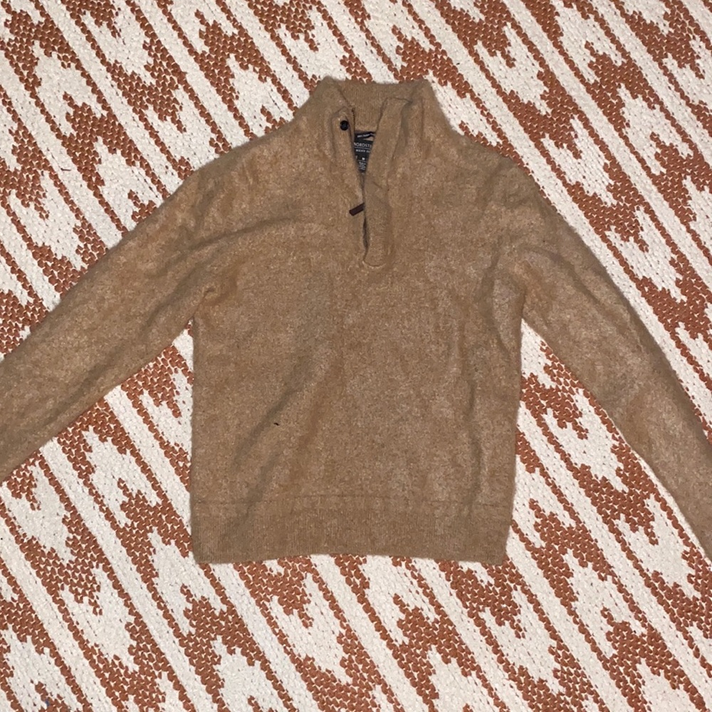 Nordstrom pull over